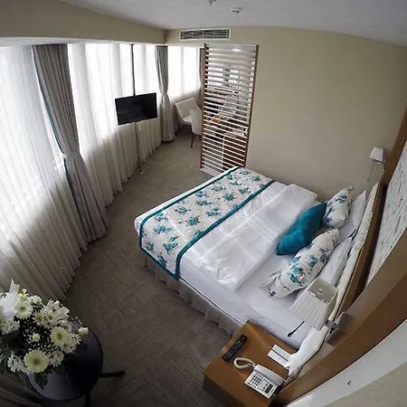Yol Is Hotel